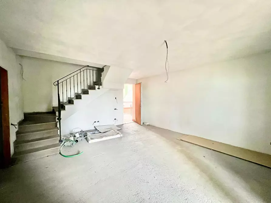 Immagine 8 di Villetta a schiera in vendita  a Montopoli In Val D'arno