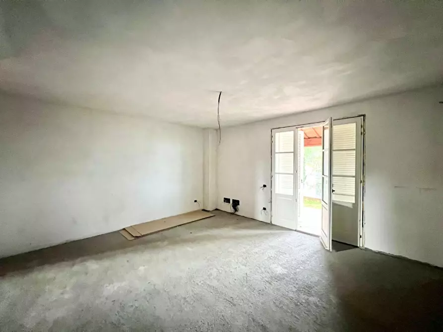 Immagine 10 di Villetta a schiera in vendita  a Montopoli In Val D'arno