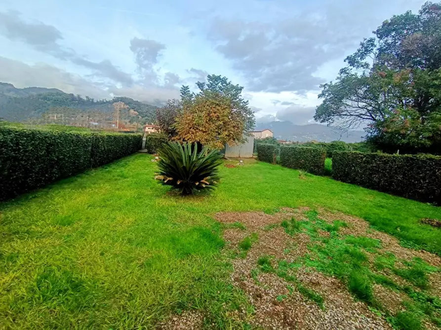 Immagine 30 di Villetta a schiera in vendita  a Massa