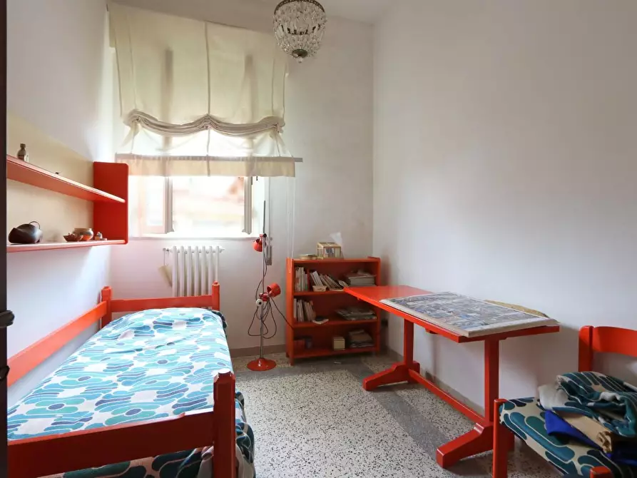 Immagine 6 di Casa bifamiliare in vendita  a Cascina