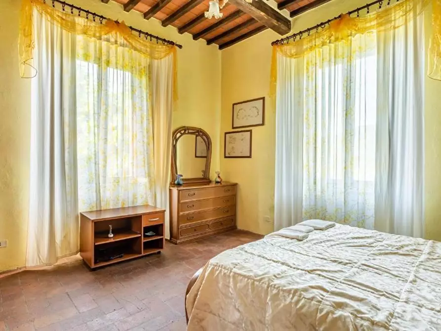 Immagine 6 di Villa in vendita  a Borgo A Mozzano