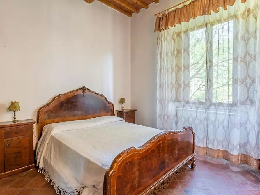 Immagine 7 di Villa in vendita  a Borgo A Mozzano