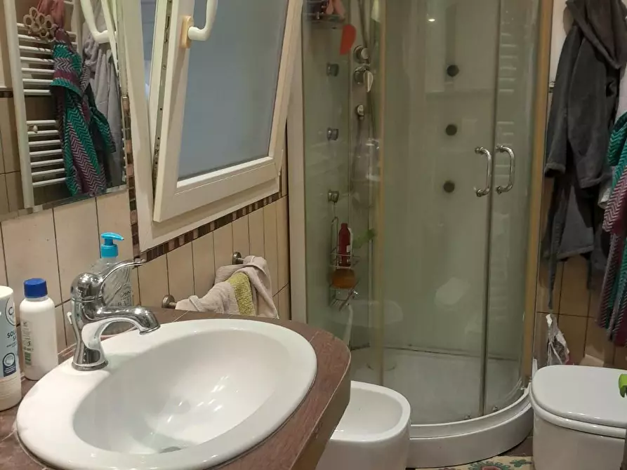 Immagine 10 di Appartamento in vendita  a Livorno