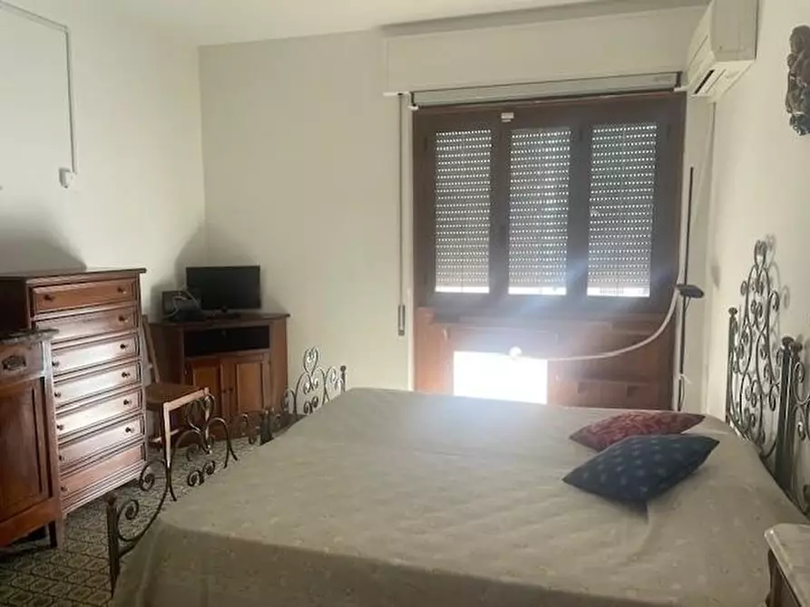 Immagine 14 di Appartamento in vendita  a Massa