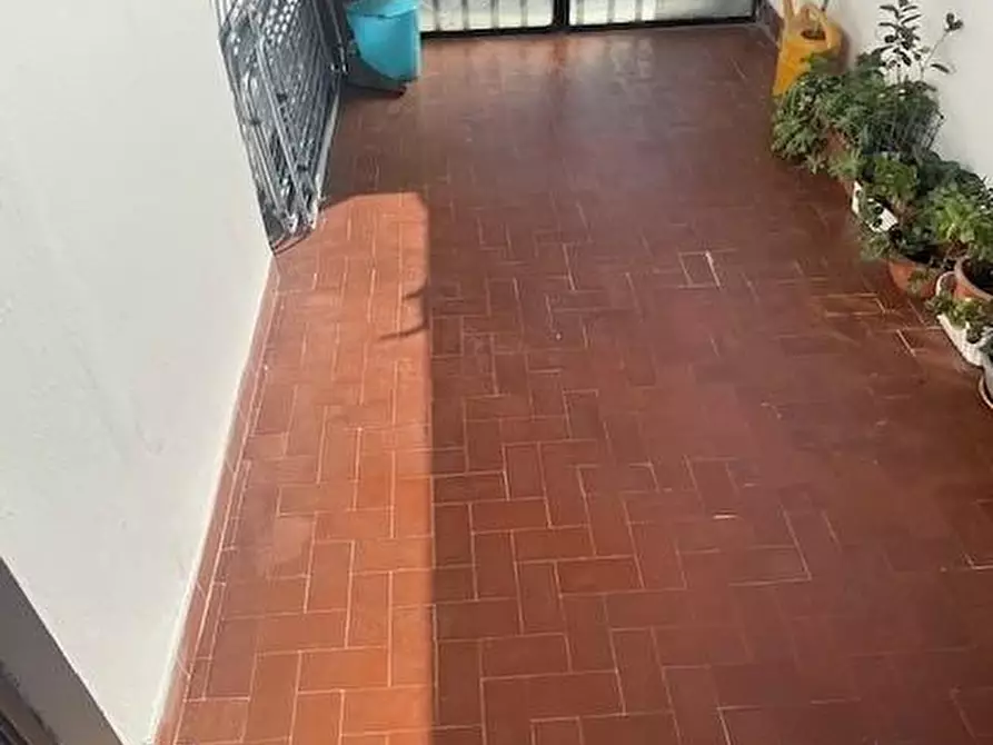 Immagine 9 di Appartamento in vendita  a Massa