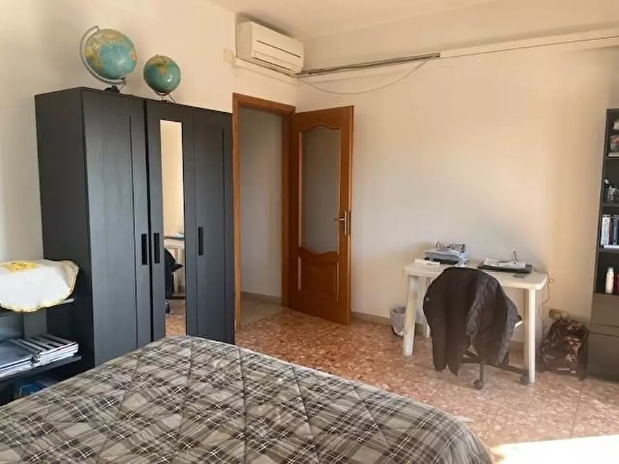 Immagine 28 di Appartamento in vendita  a Massa