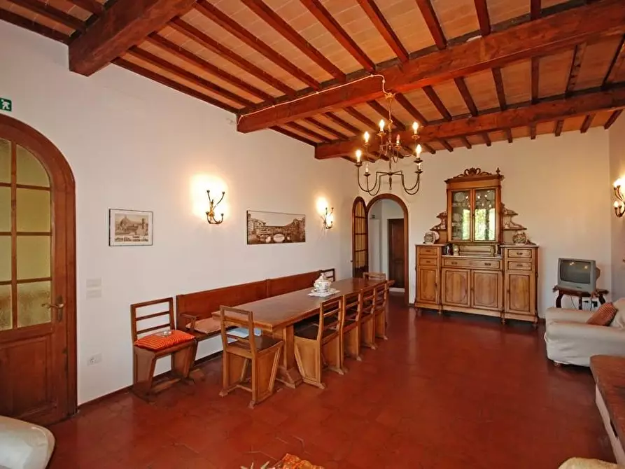 Immagine 11 di Casa colonica in vendita  a Certaldo