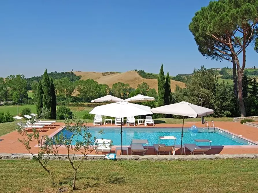 Immagine 6 di Casa colonica in vendita  a Certaldo