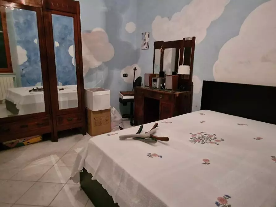 Immagine 9 di Appartamento in vendita  a Carrara