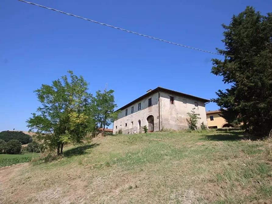 Immagine 8 di Casa colonica in vendita  a Certaldo