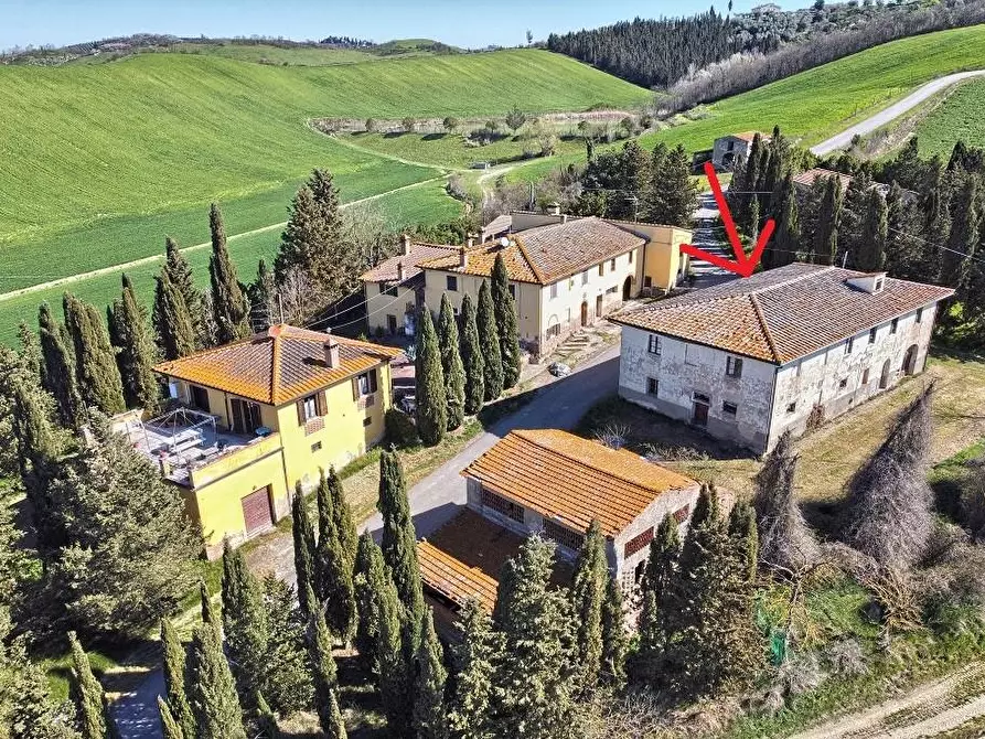 Immagine 5 di Casa colonica in vendita  a Certaldo