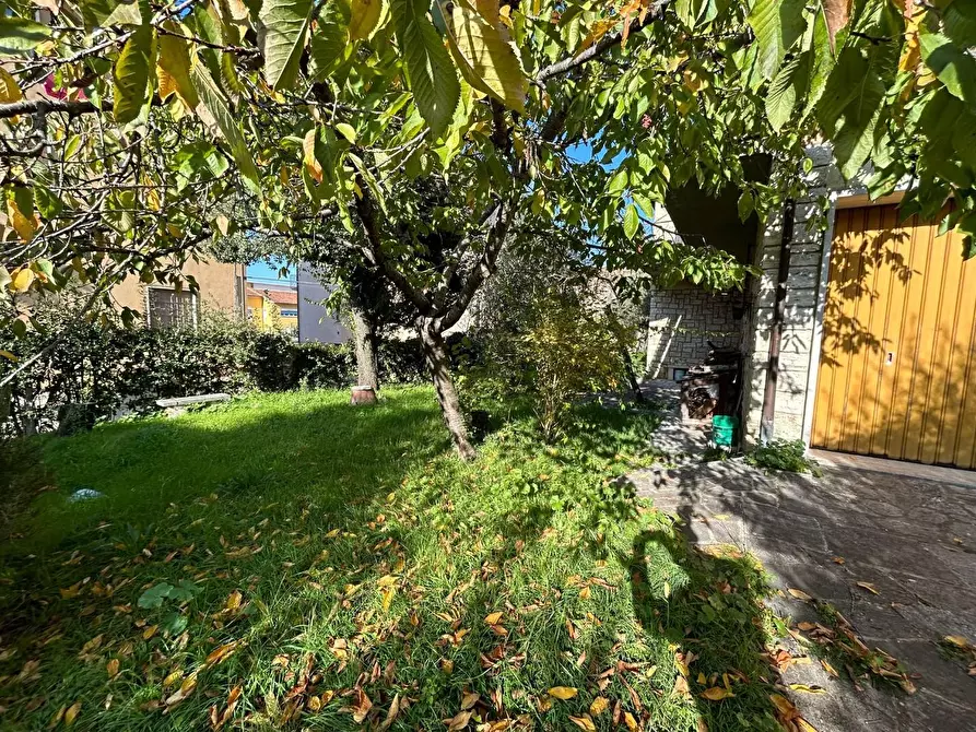 Immagine 2 di Casa bifamiliare in vendita  a Rapolano Terme