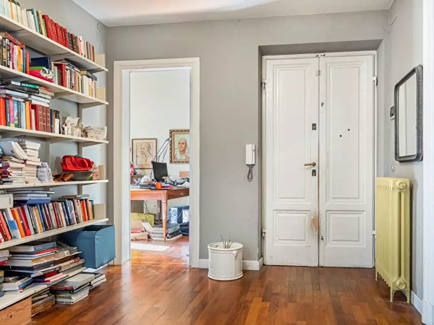 Immagine 8 di Appartamento in vendita  a Carrara