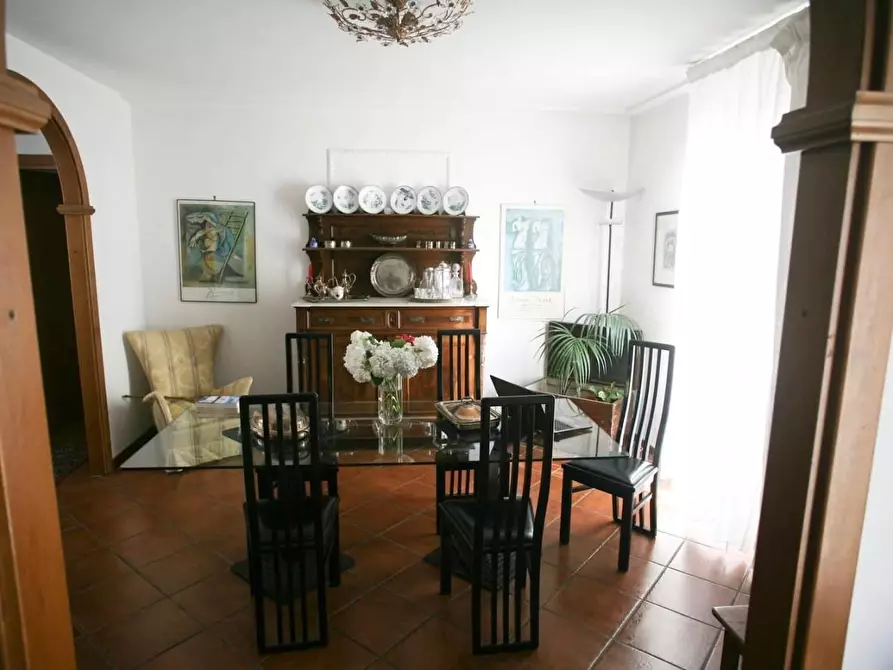 Immagine 7 di Casa semindipendente in vendita  a Carrara