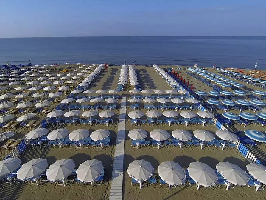 Immagine 24 di Casa semindipendente in vendita  a Carrara