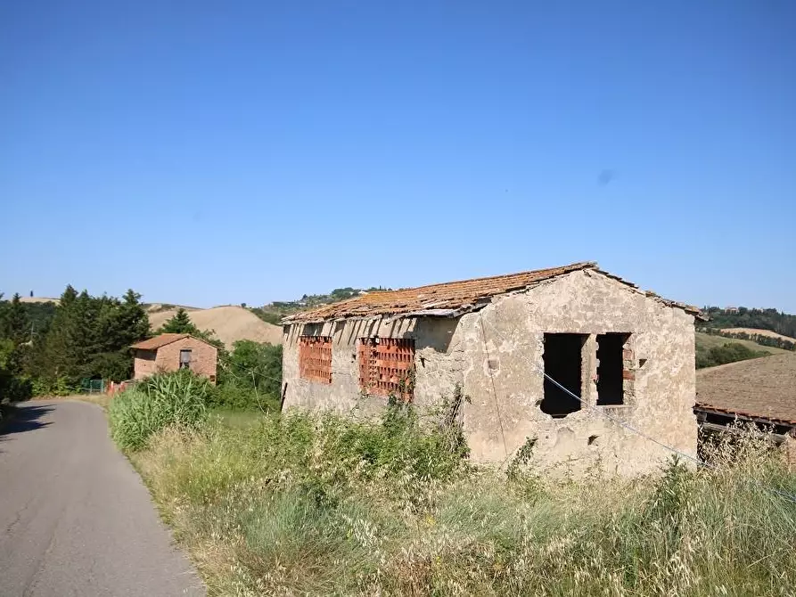 Immagine 10 di Casa colonica in vendita  a Certaldo
