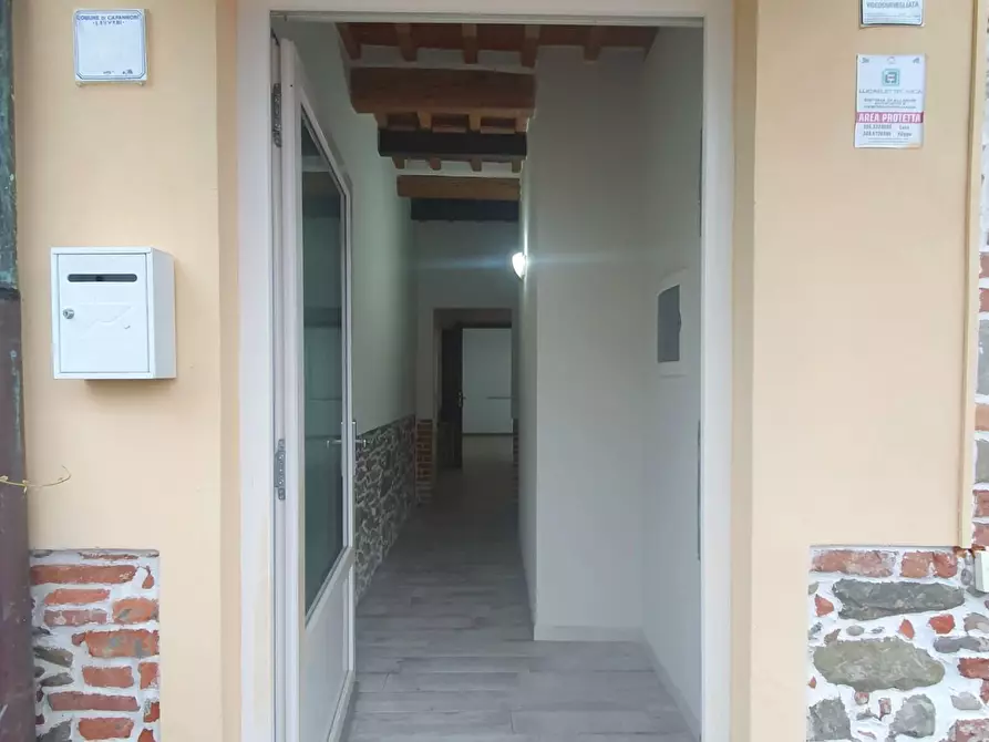 Immagine 2 di Appartamento in vendita  a Capannori