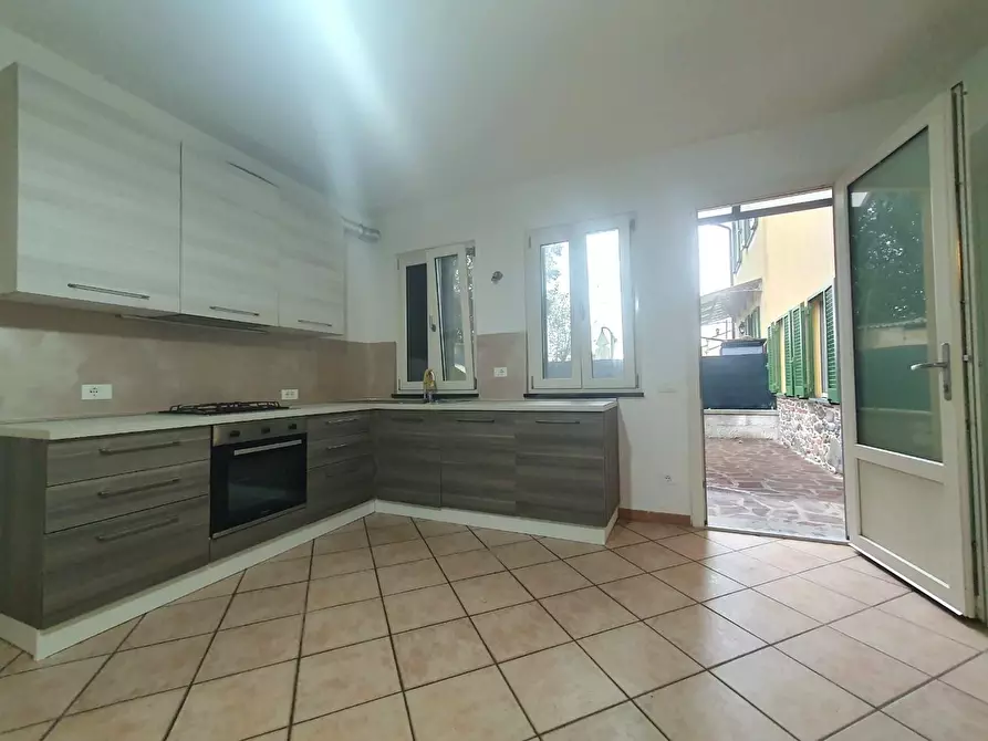 Immagine 15 di Appartamento in vendita  a Capannori