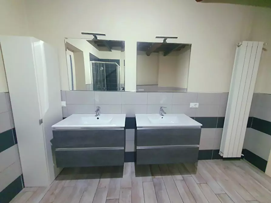 Immagine 34 di Appartamento in vendita  a Capannori