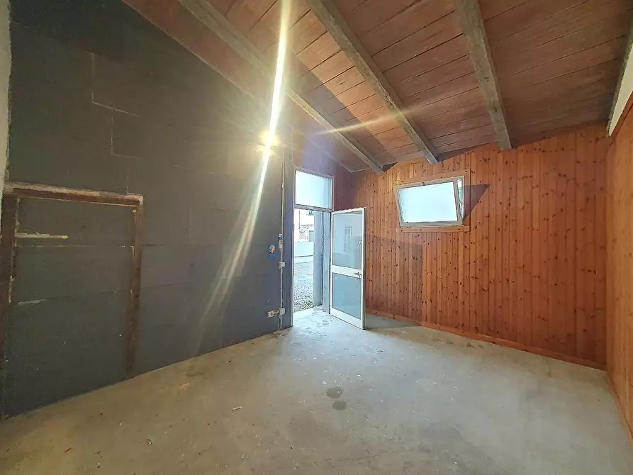 Immagine 45 di Appartamento in vendita  a Capannori