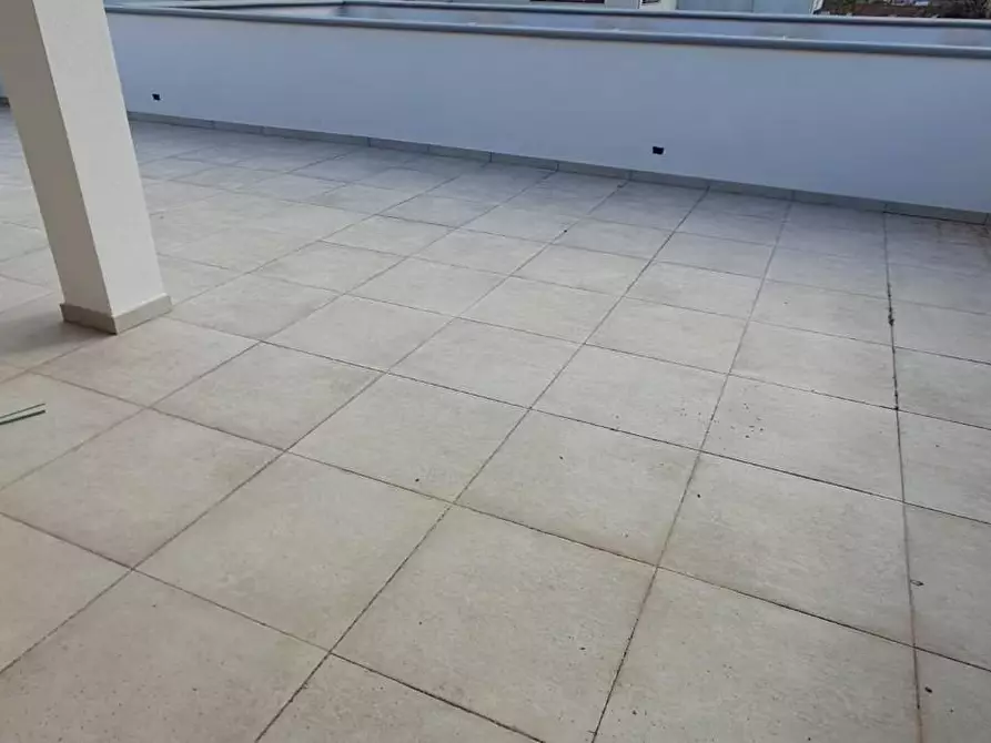 Immagine 6 di Appartamento in vendita  a Cecina