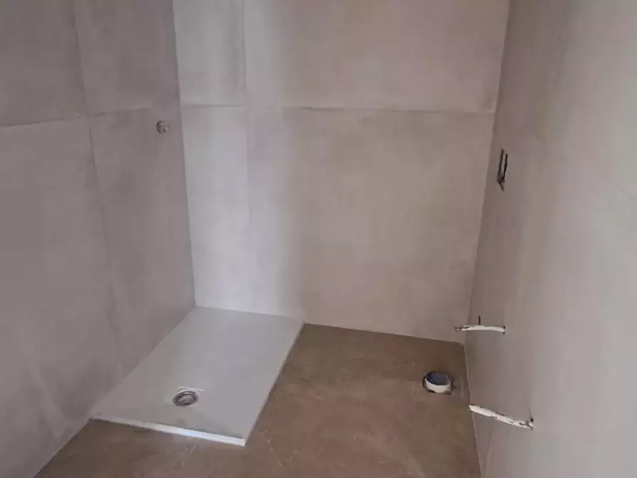 Immagine 24 di Appartamento in vendita  a Cecina