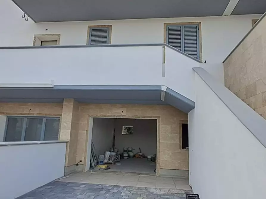 Immagine 3 di Appartamento in vendita  a Cecina