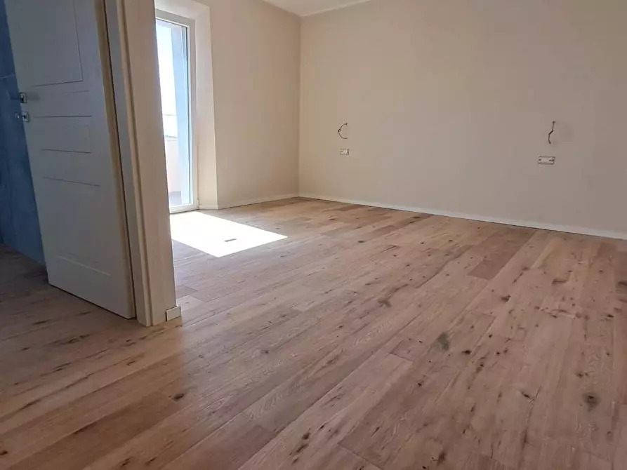 Immagine 21 di Casa colonica in vendita  a Bibbona