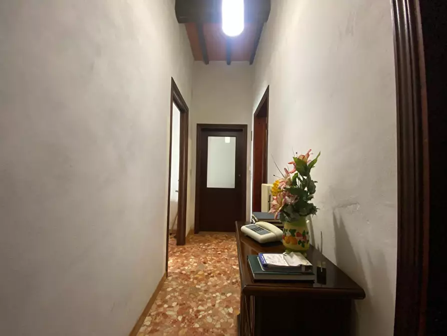 Immagine 16 di Villa in vendita  a Santa Maria A Monte