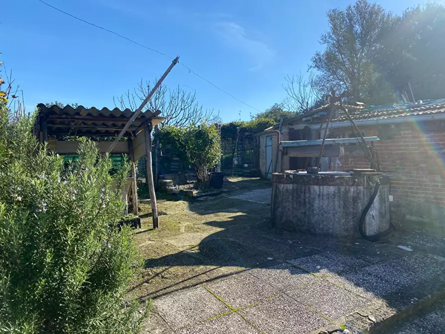 Immagine 22 di Villa in vendita  a Santa Maria A Monte