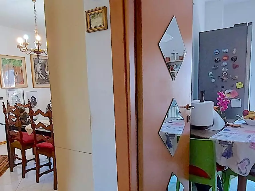 Immagine 2 di Appartamento in vendita  a Fosdinovo