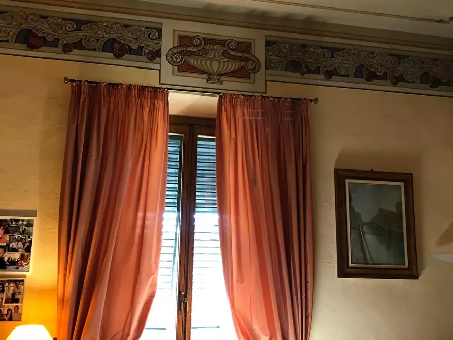 Immagine 24 di Palazzo in vendita  a Vinci