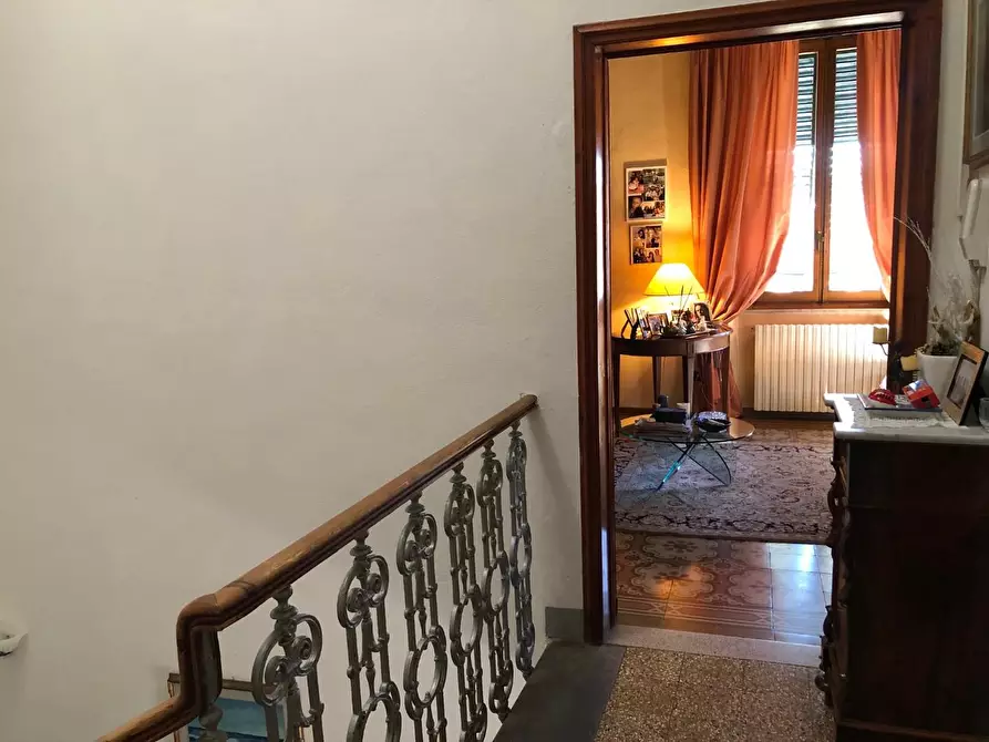 Immagine 28 di Palazzo in vendita  a Vinci