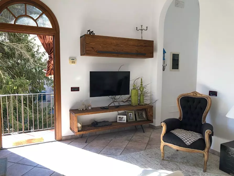 Immagine 22 di Palazzo in vendita  a Vinci