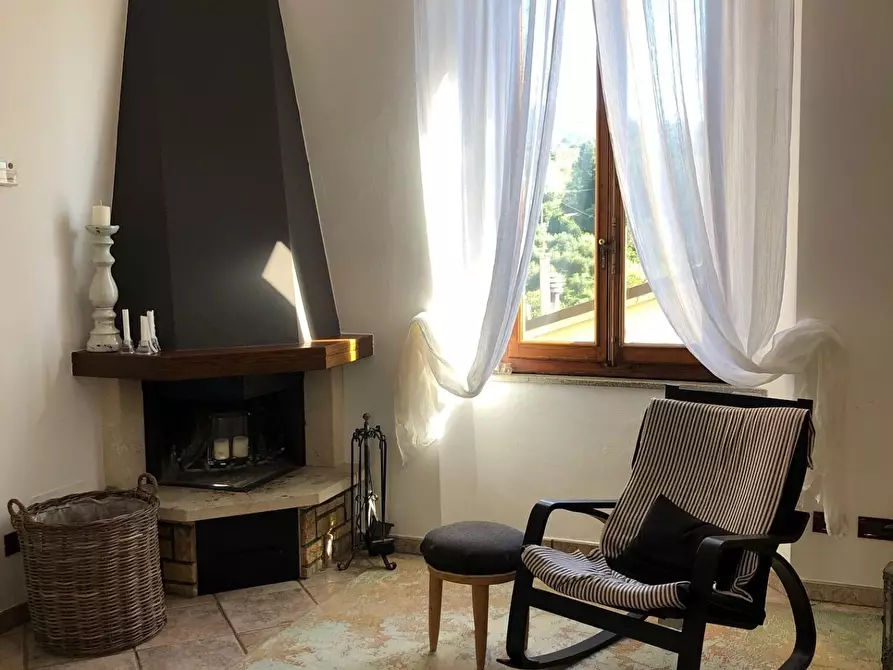 Immagine 14 di Palazzo in vendita  a Vinci