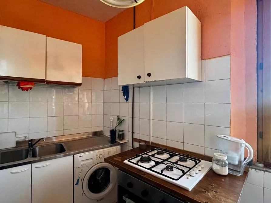 Immagine 6 di Appartamento in vendita  a Siena