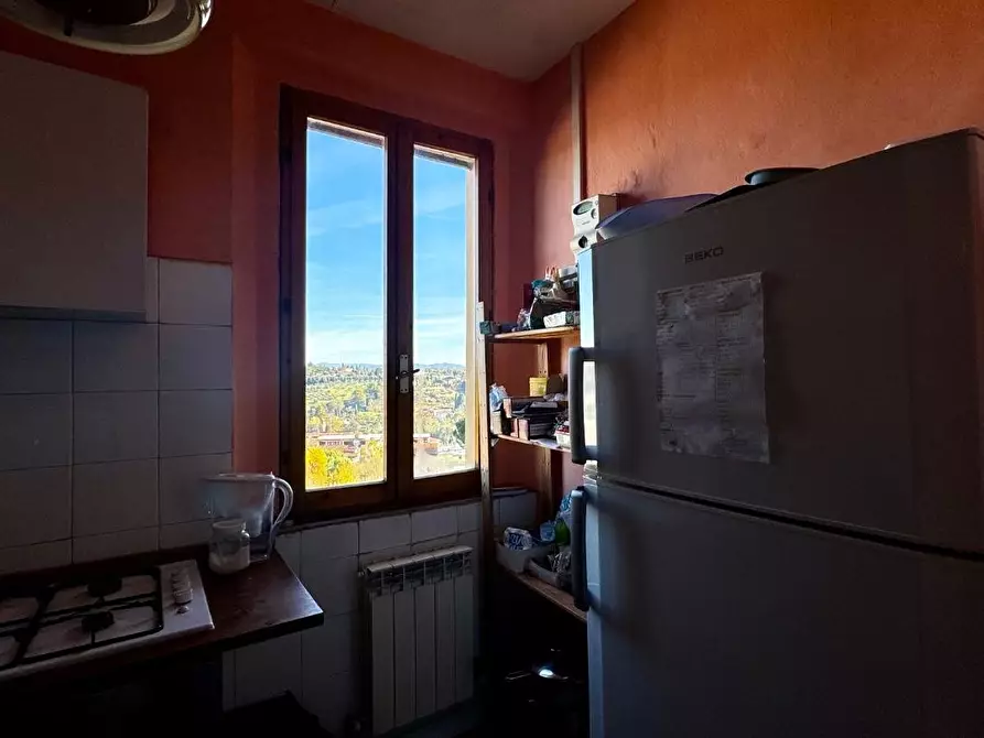 Immagine 4 di Appartamento in vendita  a Siena