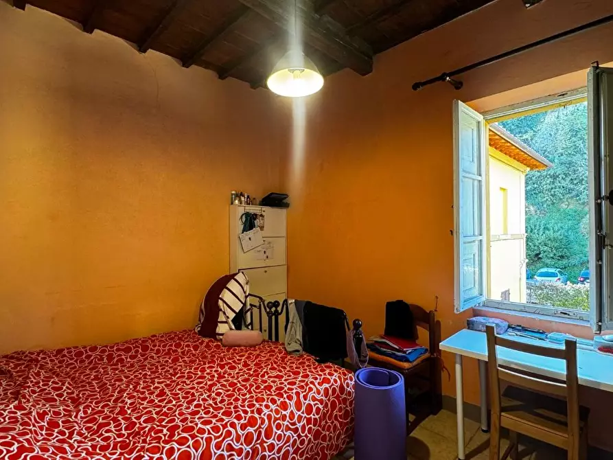 Immagine 30 di Appartamento in vendita  a Siena