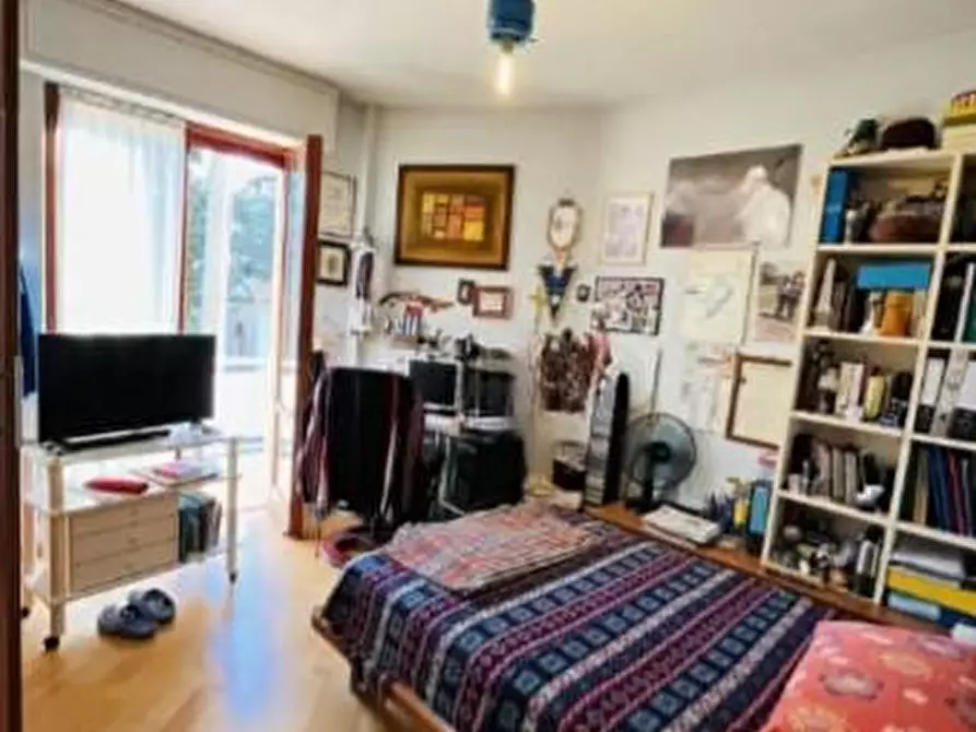 Immagine 9 di Appartamento in vendita  a Massa