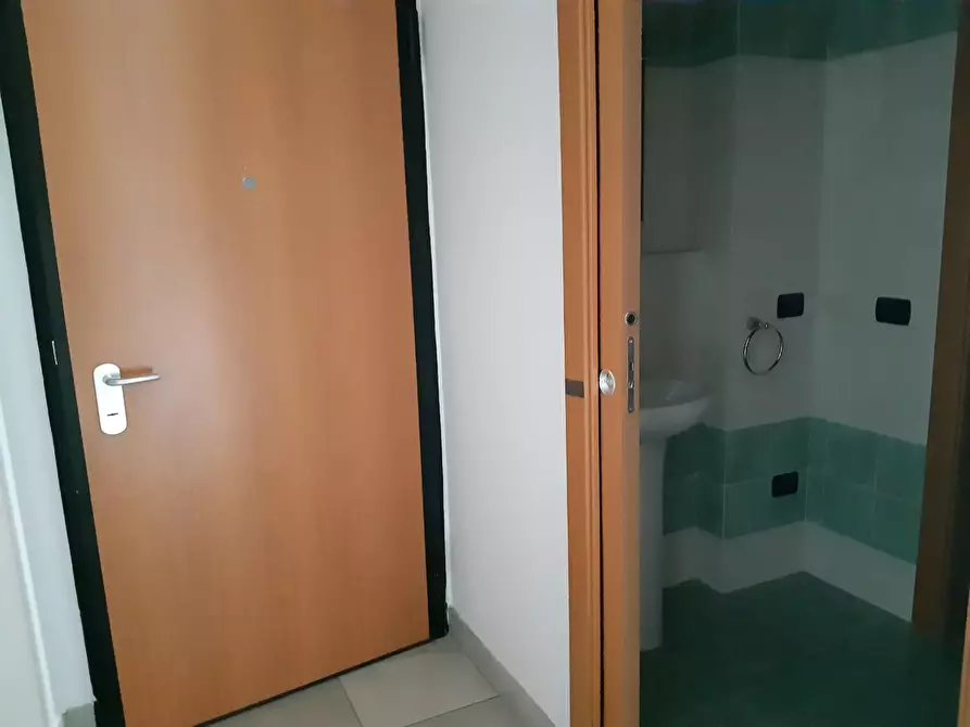 Immagine 14 di Ufficio in vendita  a San Miniato