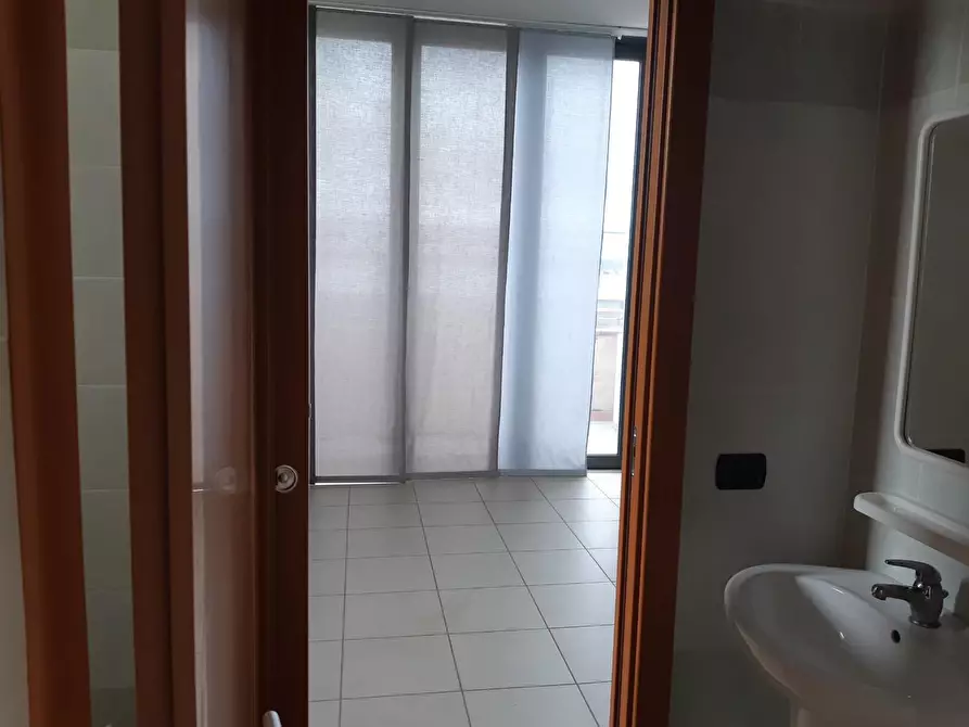 Immagine 7 di Ufficio in vendita  a San Miniato