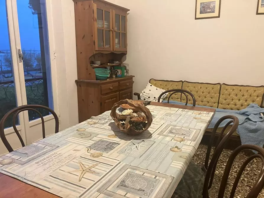 Immagine 3 di Appartamento in affitto  a Ameglia
