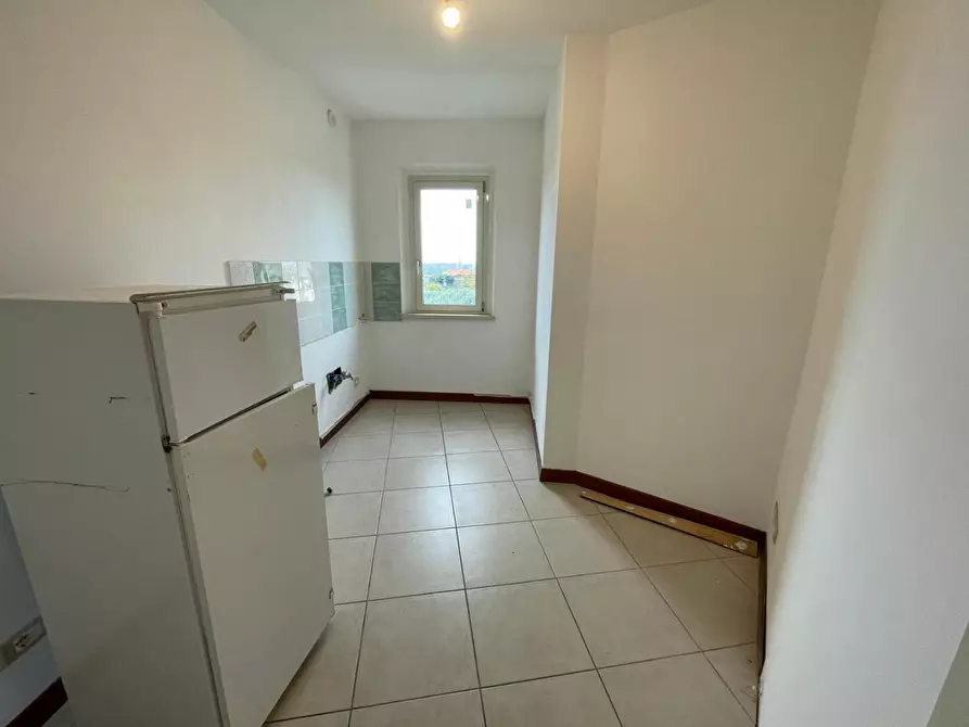 Immagine 8 di Ufficio in vendita  a Montignoso