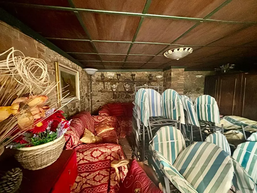 Immagine 44 di Casa colonica in vendita  a Chianni