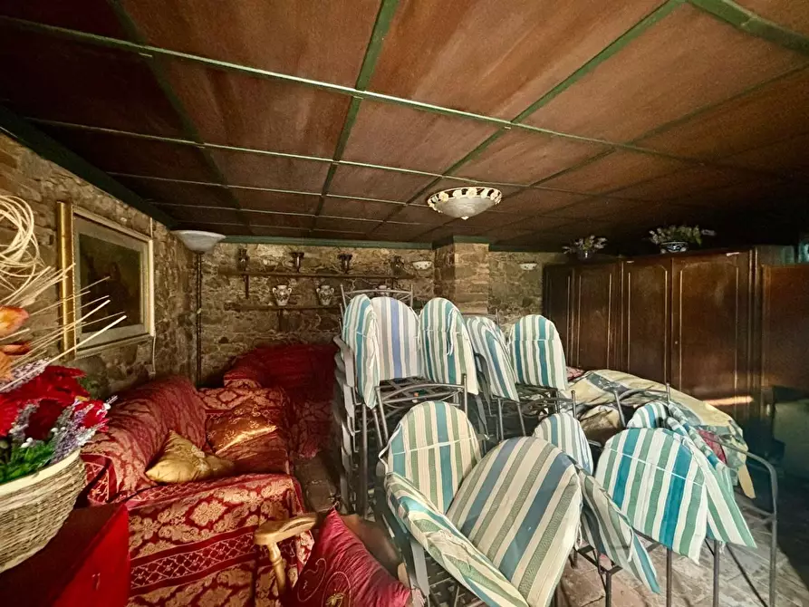 Immagine 42 di Casa colonica in vendita  a Chianni