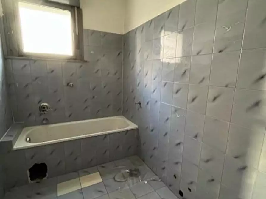 Immagine 8 di Appartamento in vendita  a Viareggio