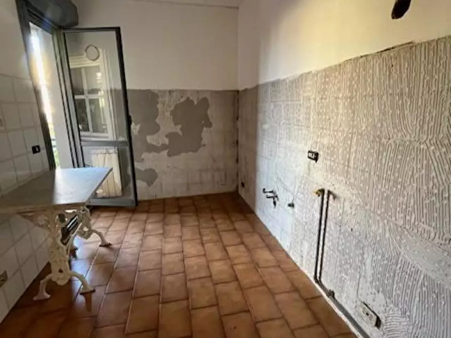 Immagine 4 di Appartamento in vendita  a Viareggio