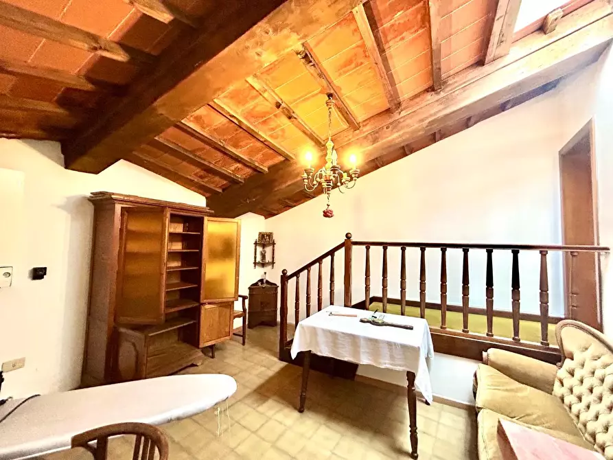 Immagine 20 di Appartamento in vendita  a Siena