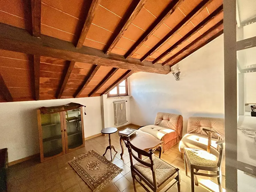 Immagine 21 di Appartamento in vendita  a Siena