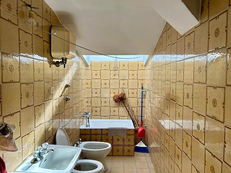 Immagine 22 di Appartamento in vendita  a Siena